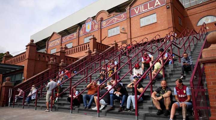 Up the Villa!